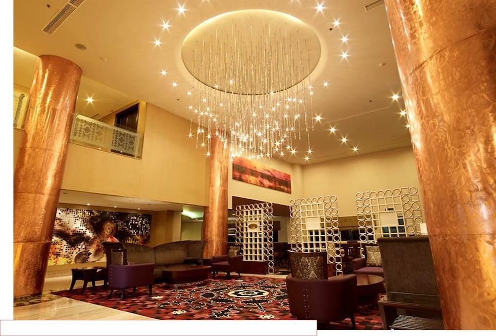 Swiss-Belhotel Ambon Εξωτερικό φωτογραφία
